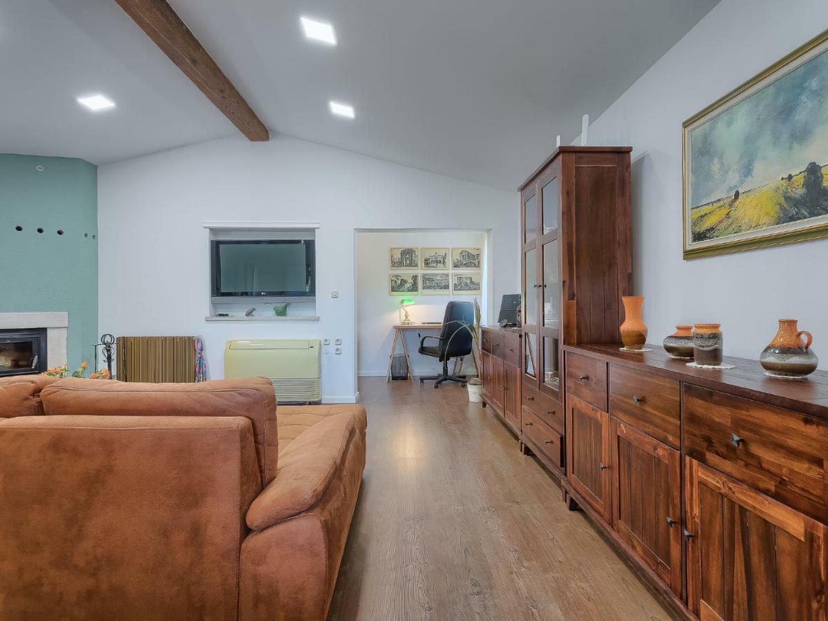 Holiday Home Country House D&D By Interhome Πούλα Εξωτερικό φωτογραφία